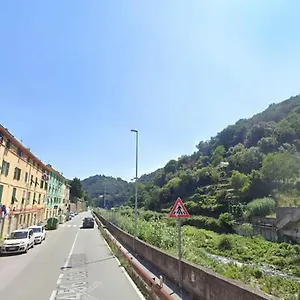 https://apt-voltri-genova-arenzano-2-k-m-dal-mare.hotelitalianriviera.com