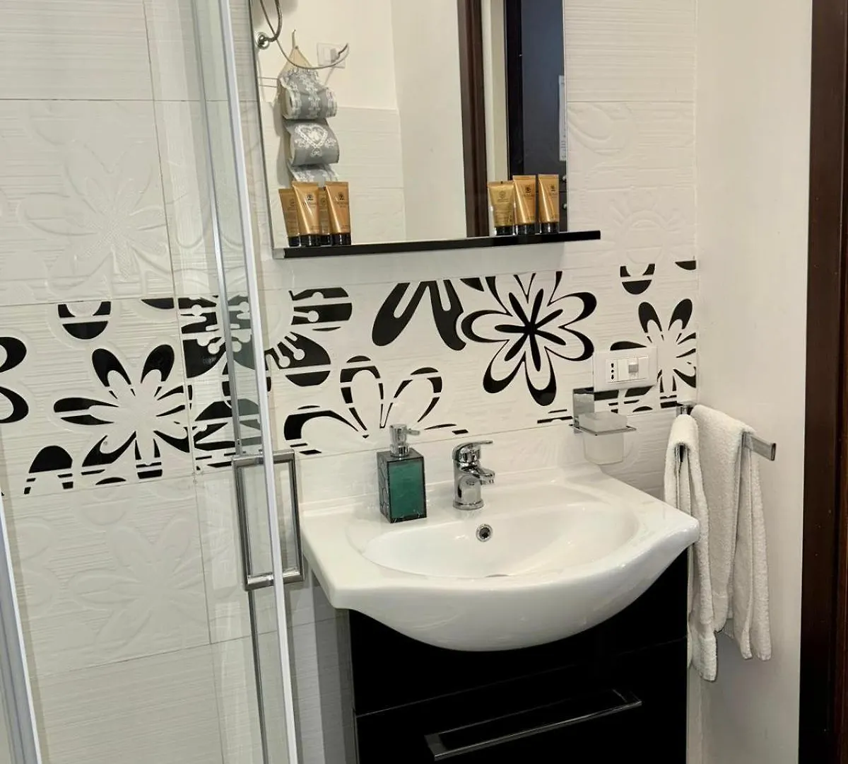 La Magione Apartment Palermo 0*,  Italy